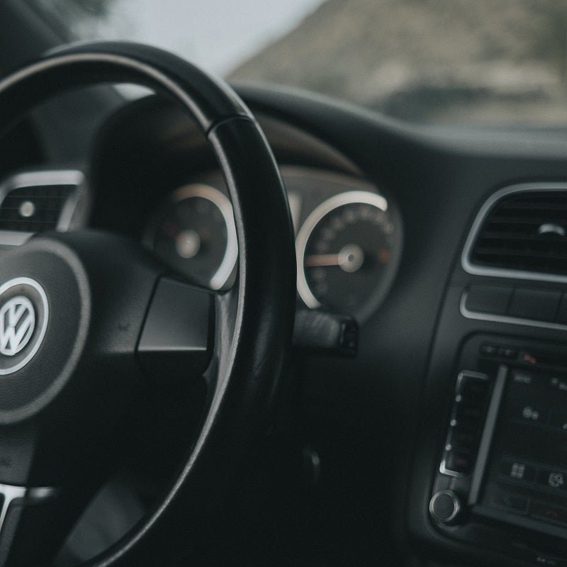 13 Safety Tips on How to Drive Big Rig Trucks - REDTIGER Official